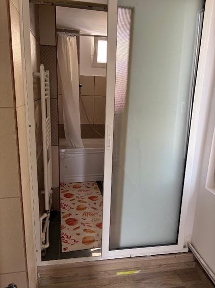 Casă individuală cu 3 camere cu Canalizare în Chitila