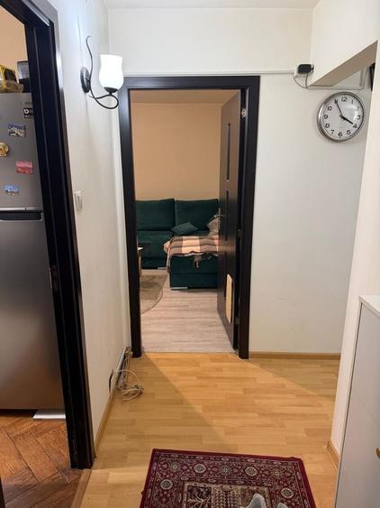 Apartament cu 4 camere decomandat, mobilat în Gorjului
