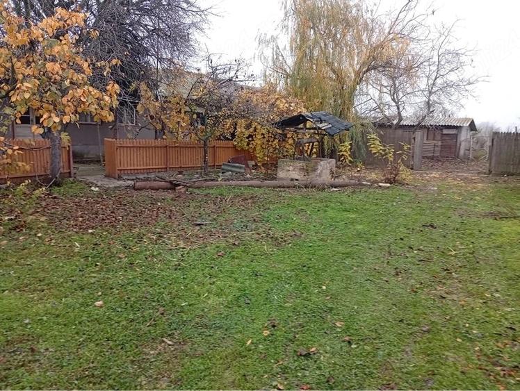 Casă cu 3 camere cu Teren 3200 Mp în Ceamurlia de Jos