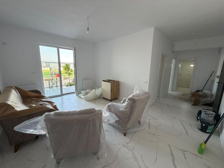 AP. 2 CAMERE- PARCARE, CURTE PROPRIE, CENTRALA, BUCATARIE INCHISA - 1