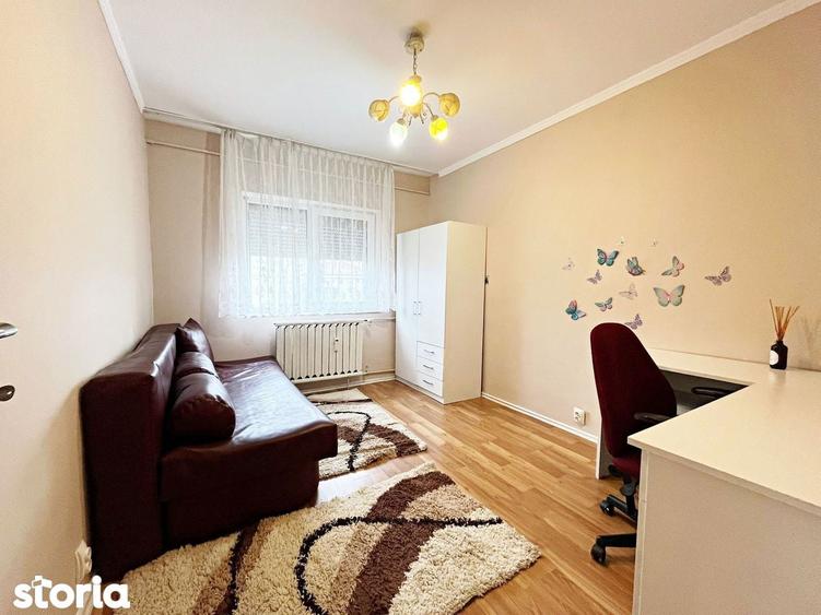 Apartament cu 3 camere decomandat în Decebal
