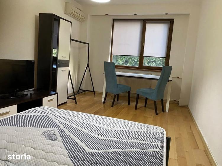 Apartament cu 3 camere decomandat în Militari