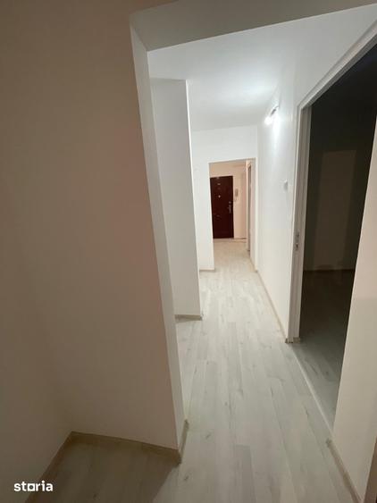 Apartament cu 3 camere în Tomești