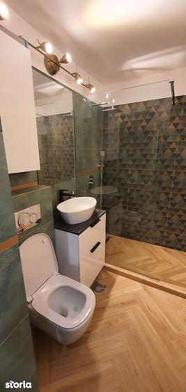 Apartament cu 2 camere decomandat în Decebal