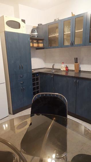 Apartament cu 2 camere decomandat în Drumul Taberei