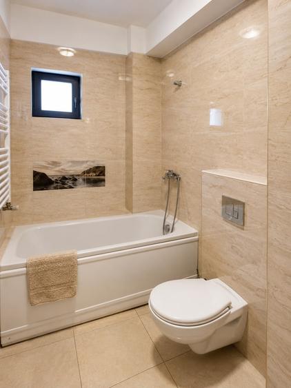 Apartament cu 3 camere în Universitate
