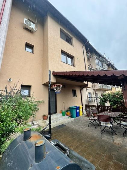 Casă cu 3 camere cu Canalizare în Tăuții-Măgherăuș
