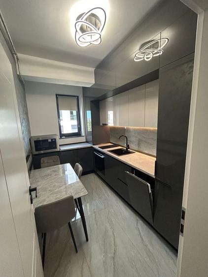 Apartament cu 2 camere decomandat în Exterior Vest