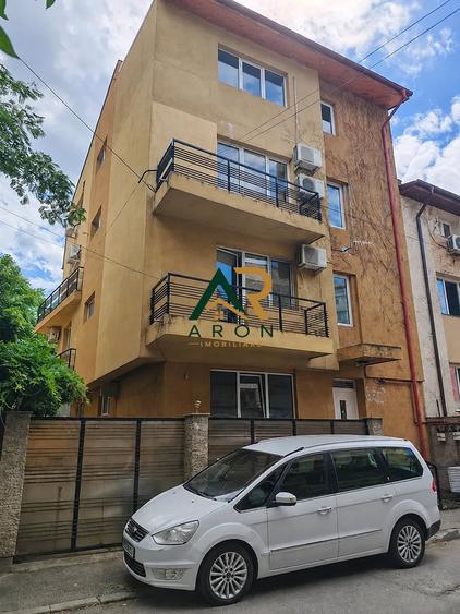Birou, de 220 mp, în Vitan