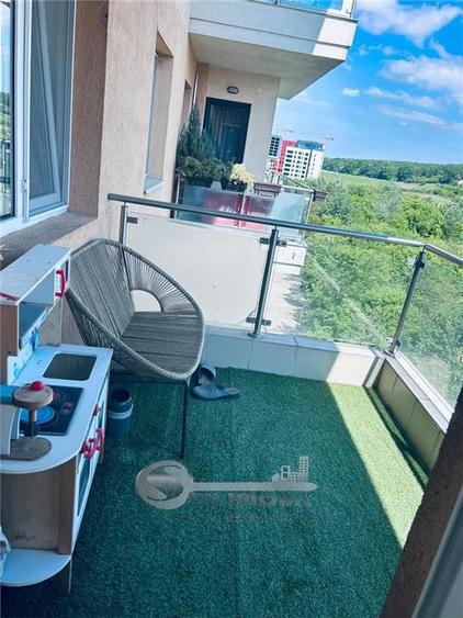 Apartament cu 3 camere decomandat în Tătărași