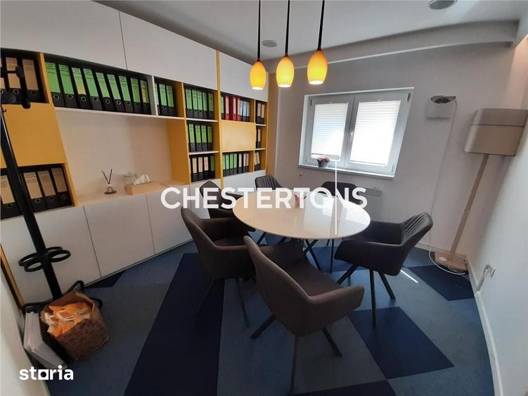 Apartament cu 3 camere decomandat în Centrul Civic