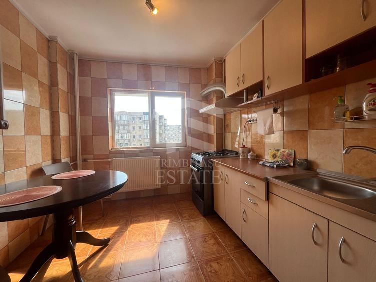 Apartament cu 2 camere semidecomandat, mobilat în Chirigii