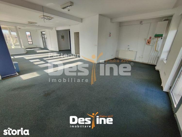 Spațiu comercial, de 470 mp, în Central