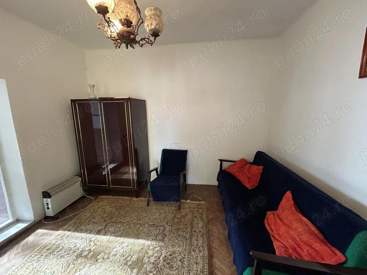 Vand casa mare, 4 cam.in Mandruloc, st.1.484 mp. sc.160,toate utilitatile introduse(incl.gaz) - 2