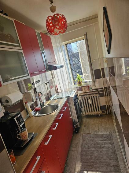 Apartament cu 2 camere nedecomandat în Central