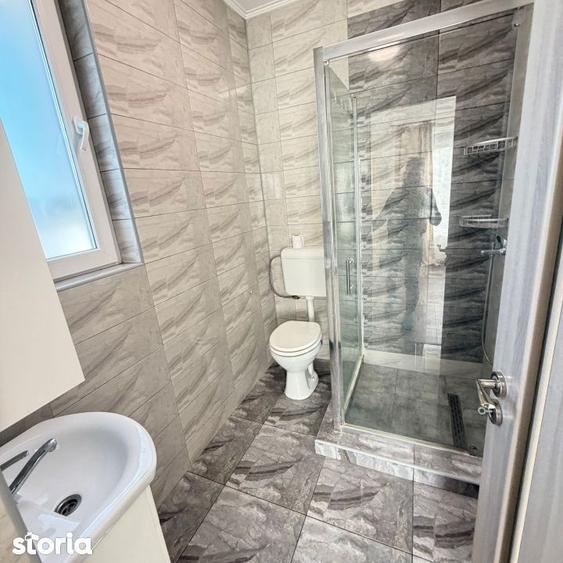 Casă cu 4 camere cu Teren 300 Mp în Central