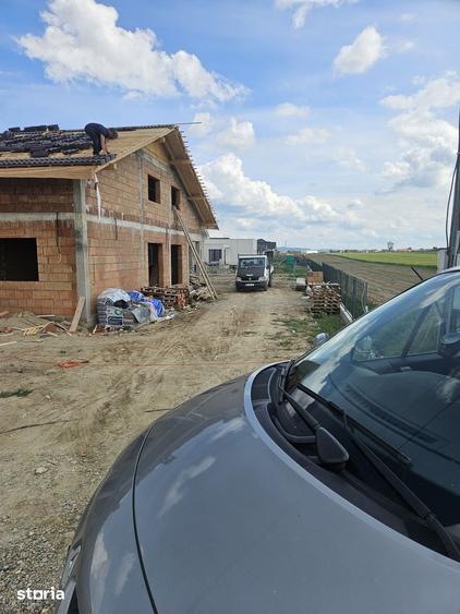 Casă cu 4 camere cu Teren 504 Mp în Central