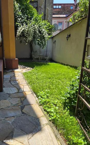 Casă cu 5 camere cu Teren 140 Mp în Ultracentral