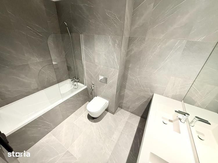 Apartament cu 3 camere în Tei