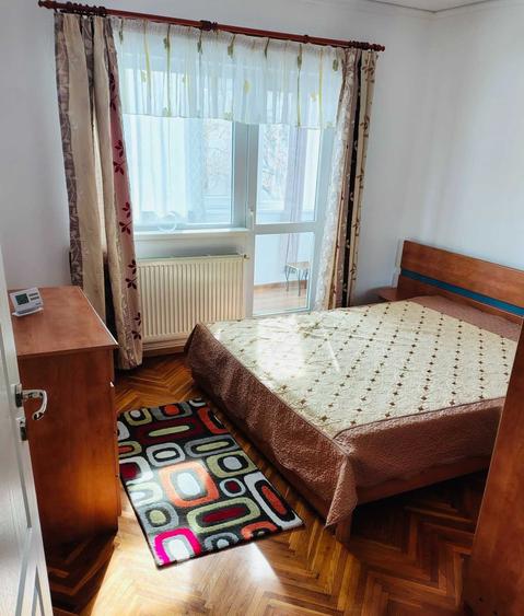 Apartament cu 3 camere decomandat în Mărăști