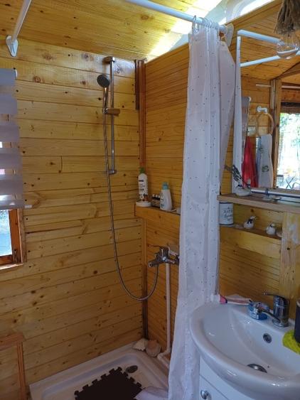 Casă individuală cu 2 camere cu Teren 600 Mp în Central