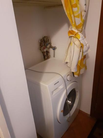 Apartament cu 3 camere semidecomandat, mobilat în Obor