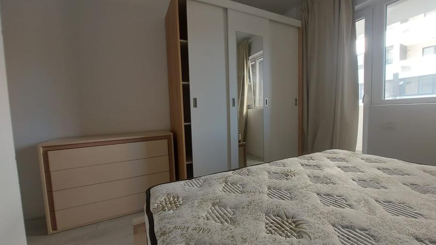 Apartament cu 2 camere semidecomandat în Berceni