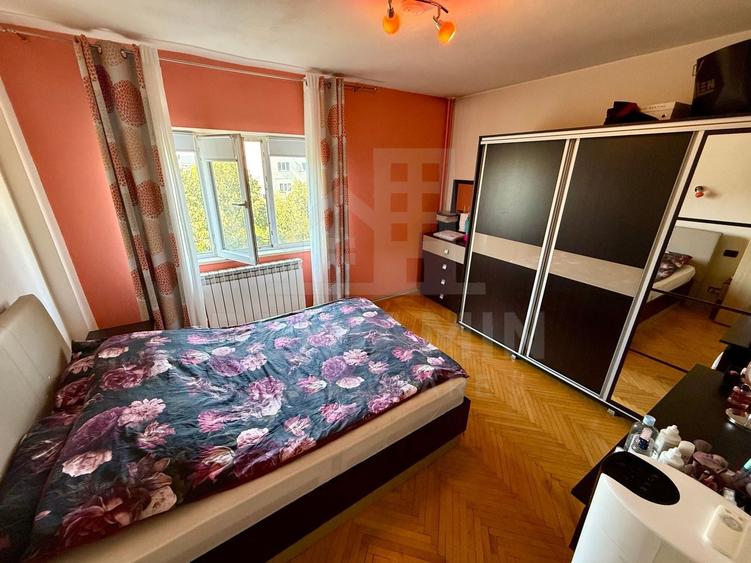 Apartament cu 3 camere decomandat, mobilat în 1 Mai