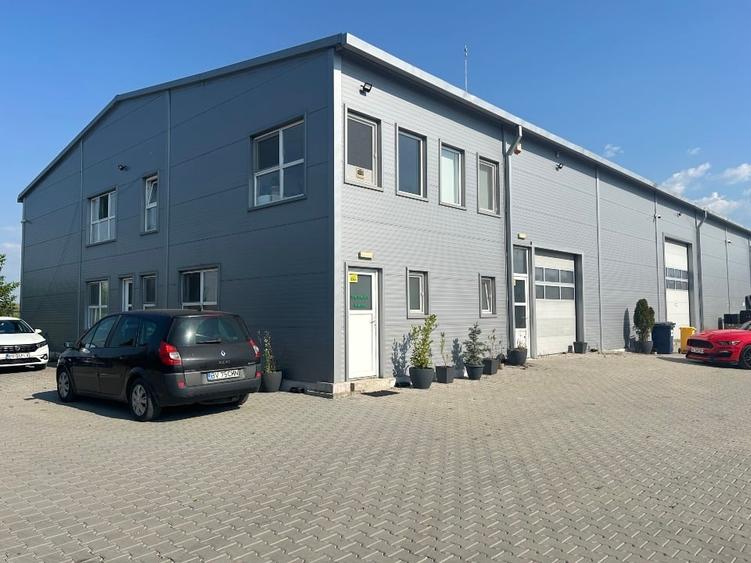 Spațiu industrial, de 581 mp, în Stupini