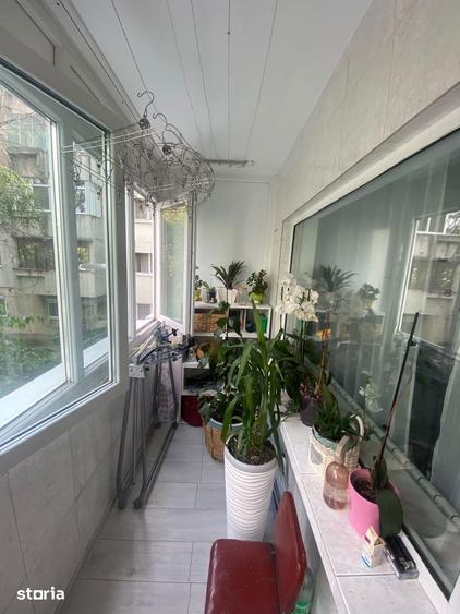 Apartament cu 3 camere în Baicului