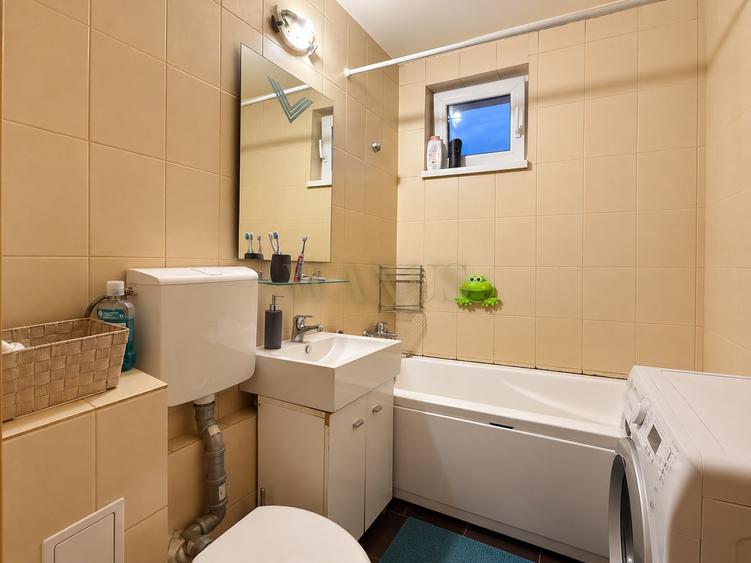 Apartament cu 3 camere semidecomandat, mobilat în Grigorescu