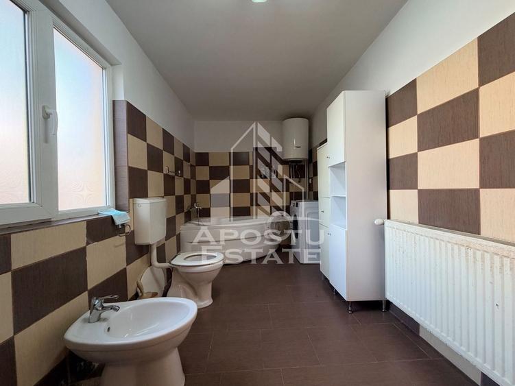 Casă individuală cu 5 camere cu Canalizare în Mircea cel Bătrân