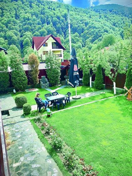 Casă cu 4 camere cu Teren 500 Mp în Central