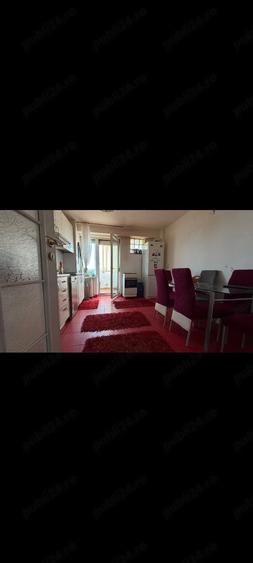 Apartament cu 4 camere decomandat în Lotus
