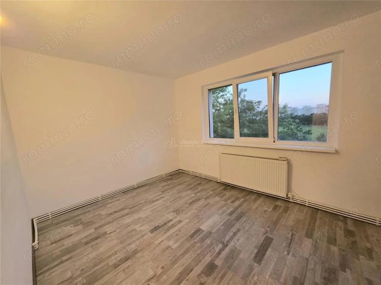 Apartament cu 2 camere semidecomandat în Micro 3