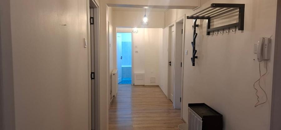 Apartament cu 3 camere decomandat, mobilat în Rahova