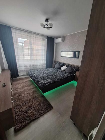 Apartament cu 2 camere decomandat în Griviței