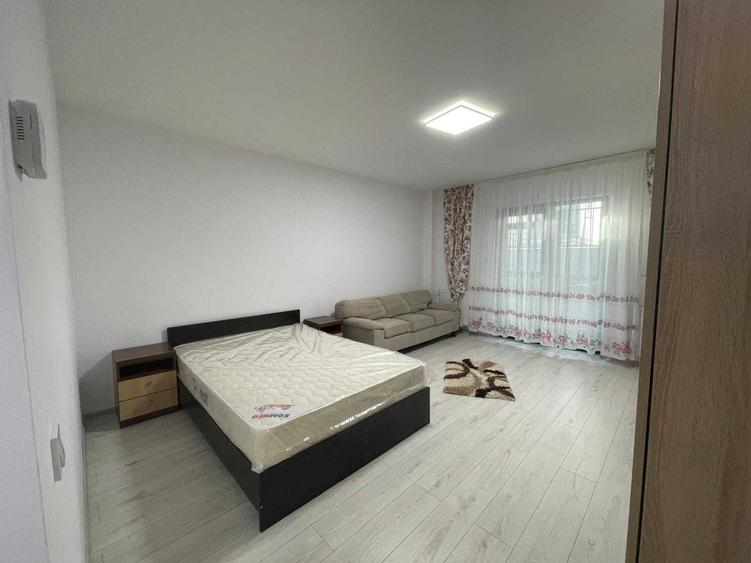 Garsonieră decomandată în Valea Lupului