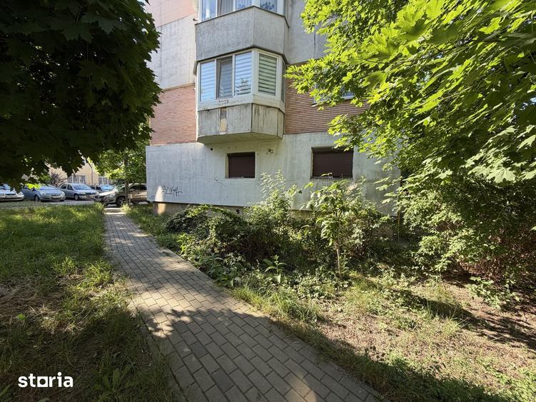 Apartament cu 2 camere decomandat în Șerbănești