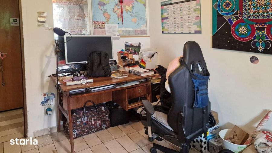 Apartament cu 4 camere în Obor