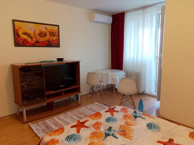Titan, metrou Grigorescu, et 9 din 10, proprietar - 6