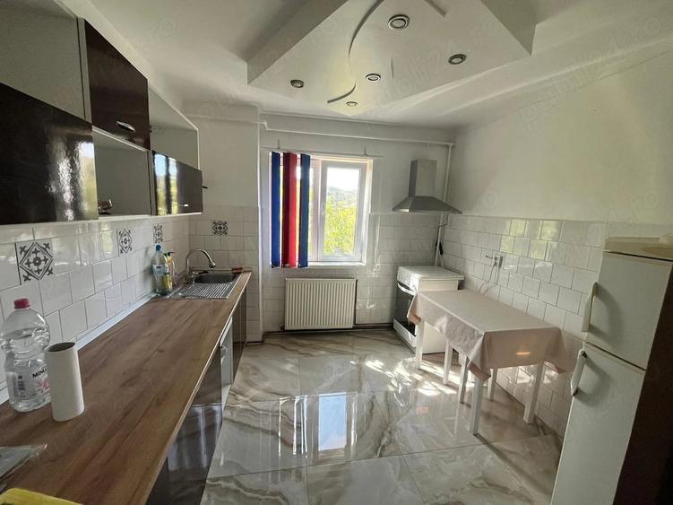 Apartament cu 2 camere semidecomandat în Govândari