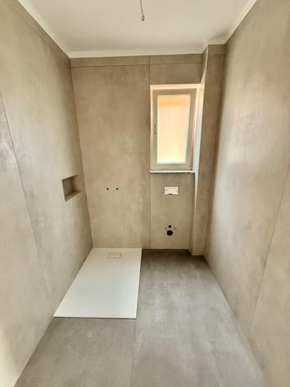 Casă individuală cu 5 camere cu Teren 480 Mp în Horodnic