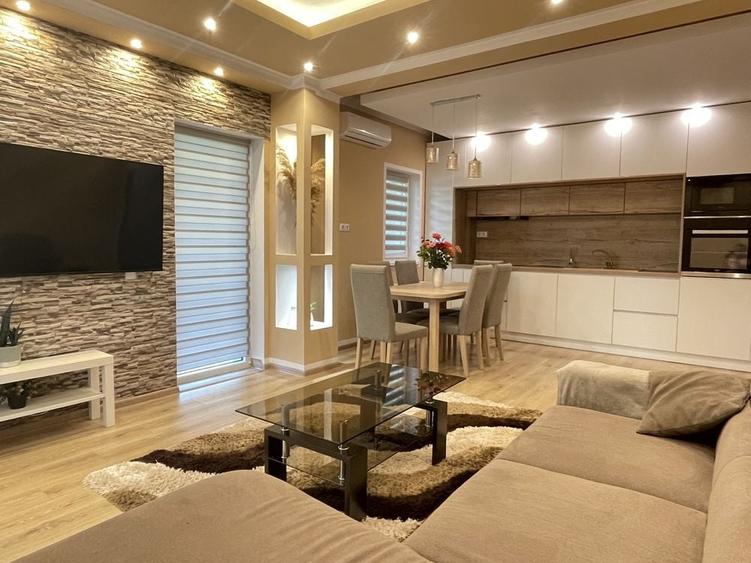 Apartament cu 2 camere decomandat în Unirii