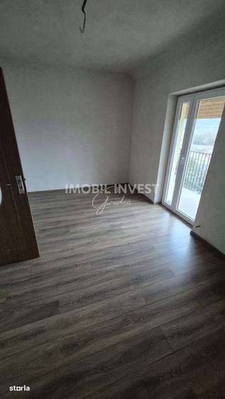 Apartament cu 4 camere în Ciumbrud