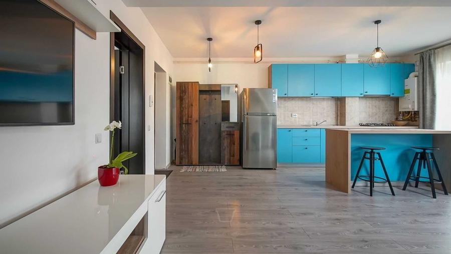 Apartament cu 2 camere semidecomandat în Sânpetru