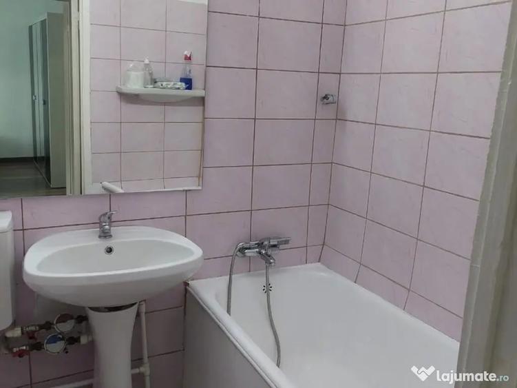 Apartament cu 3 camere decomandat în Militari