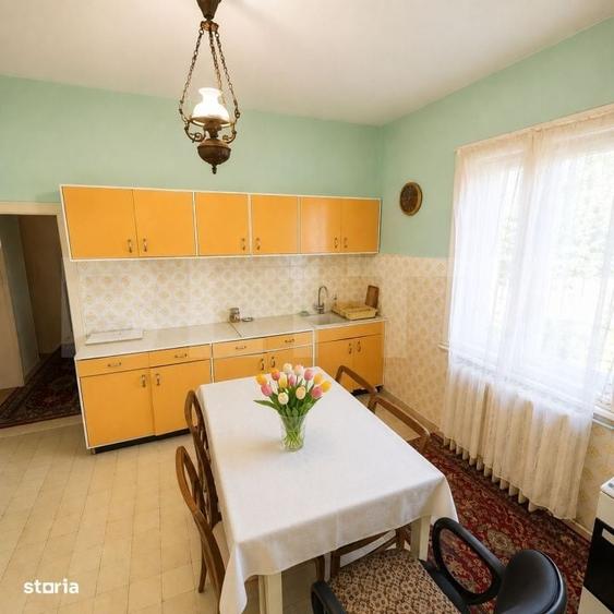 Casă cu 4 camere cu Teren 630 Mp în Central