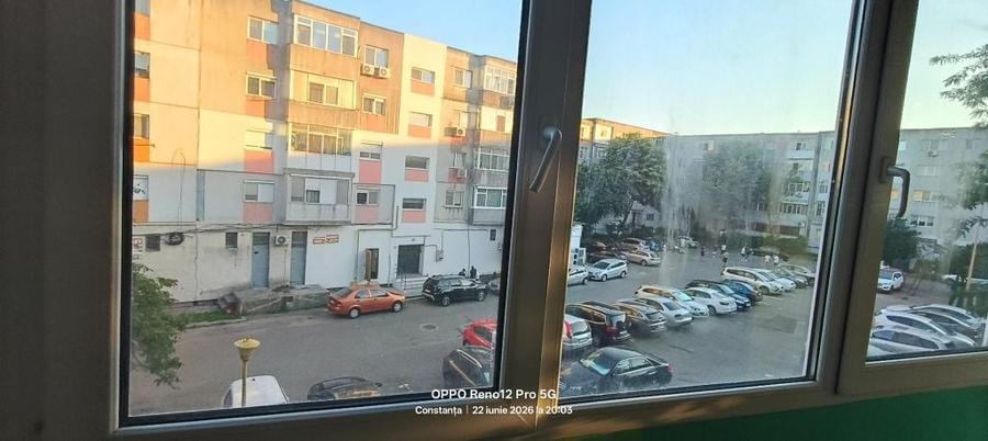 Apartament cu 2 camere decomandat în Sud