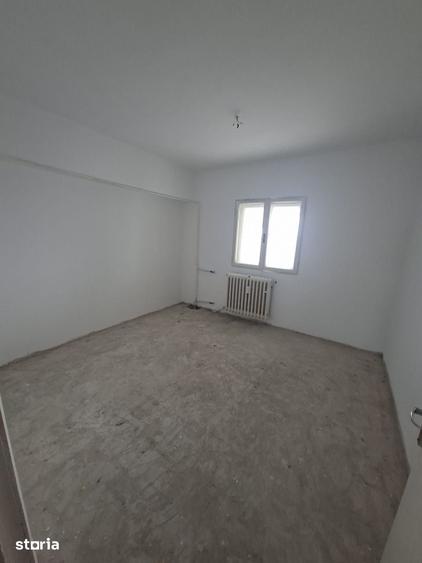 Apartament cu 3 camere în Coiciu